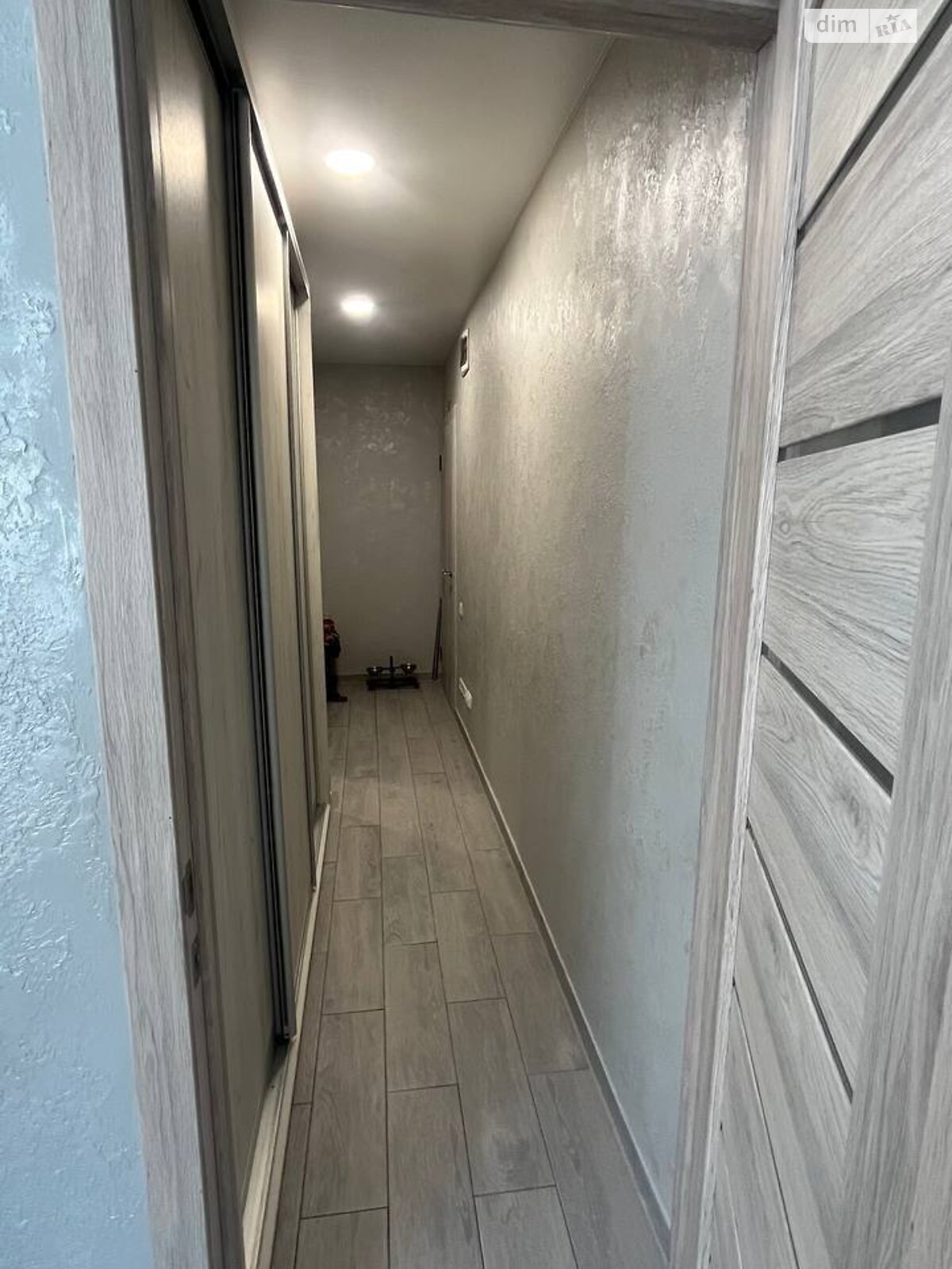 Продаж двокімнатної квартири в Кам'янському, на просп. Конституції 2, район Південний фото 1