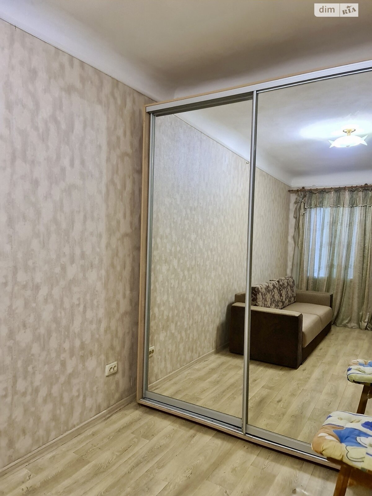 Продажа однокомнатной квартиры в Каменском, на ул. Мира 9, район Южный фото 1 Продажа однокомнатной квартиры в Каменском, на ул. Мира 9, район Южный фото 1