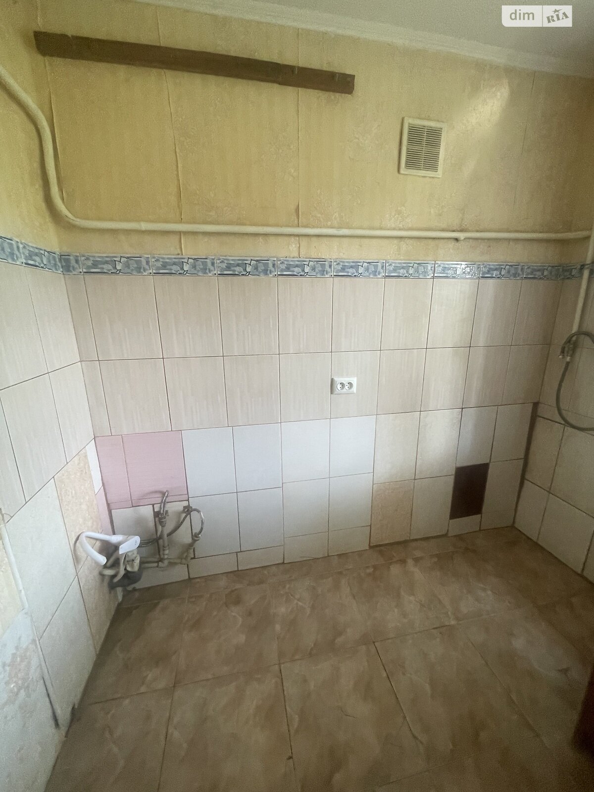 Продажа двухкомнатной квартиры в Каменском, на ул. Никопольская, район Южный фото 1 Продажа двухкомнатной квартиры в Каменском, на ул. Никопольская, район Южный фото 1