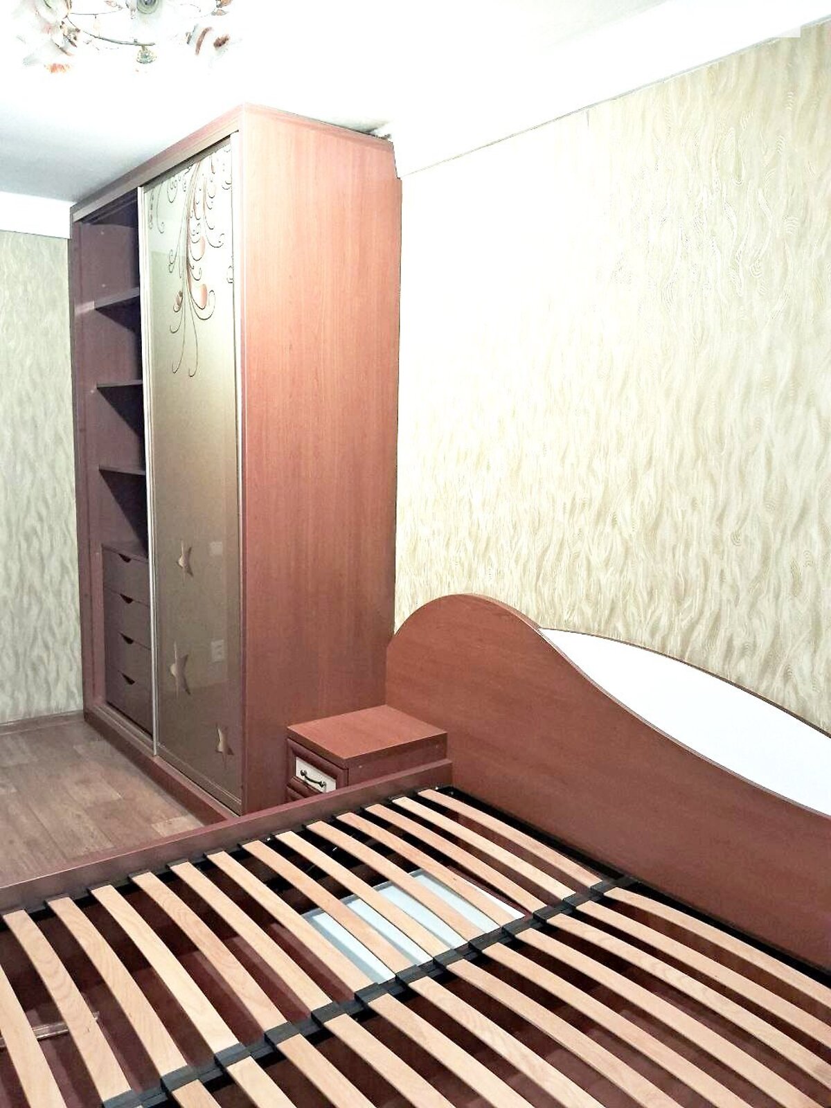 Продажа двухкомнатной квартиры в Каменском, на ул. Никопольская 30, район Южный фото 1 Продажа двухкомнатной квартиры в Каменском, на ул. Никопольская 30, район Южный фото 1