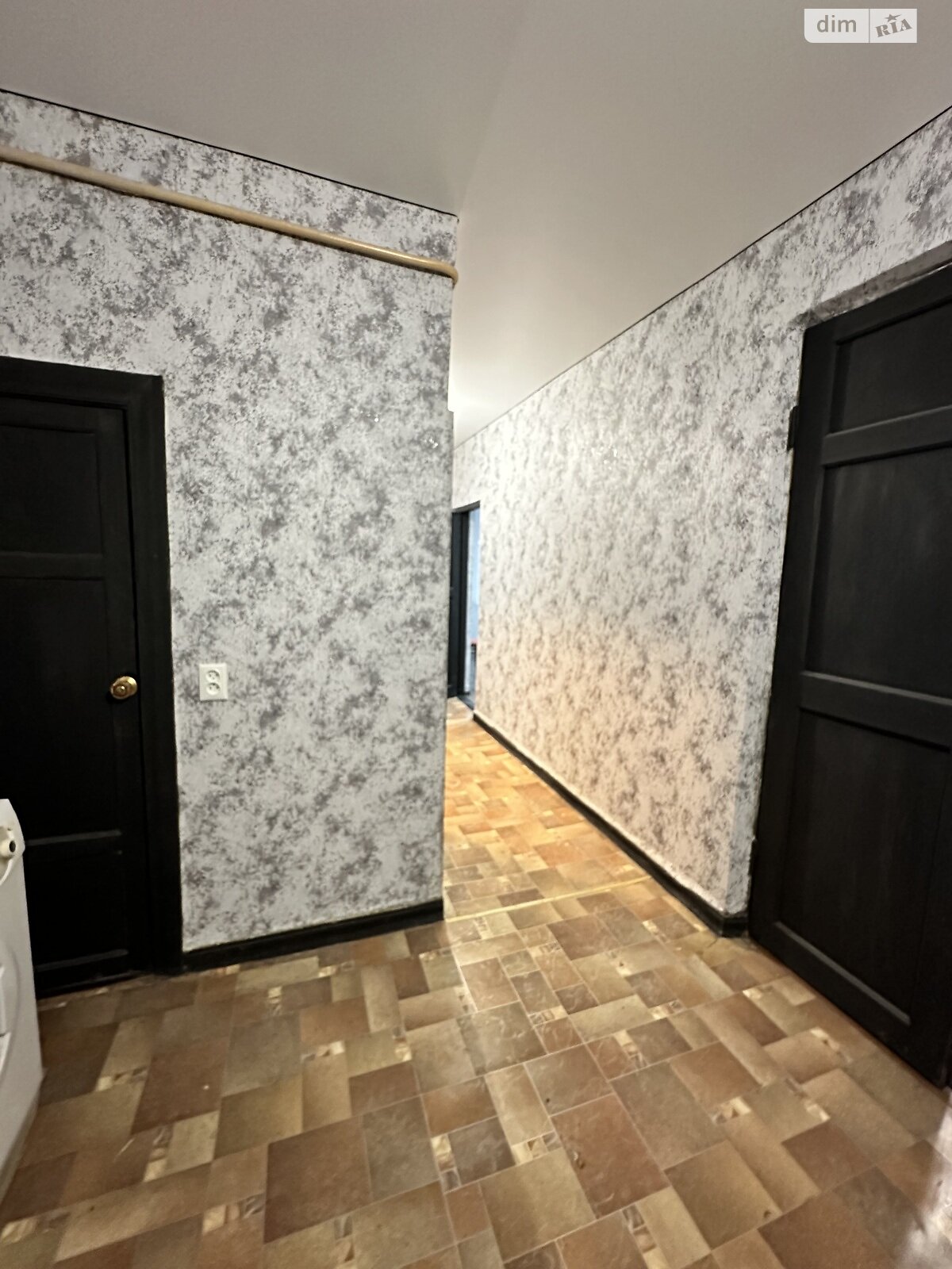 Продаж двокімнатної квартири в Кам'янському, на просп. Аношкіна 25, район Заводський фото 1 Продаж двокімнатної квартири в Кам'янському, на просп. Аношкіна 25, район Заводський фото 1