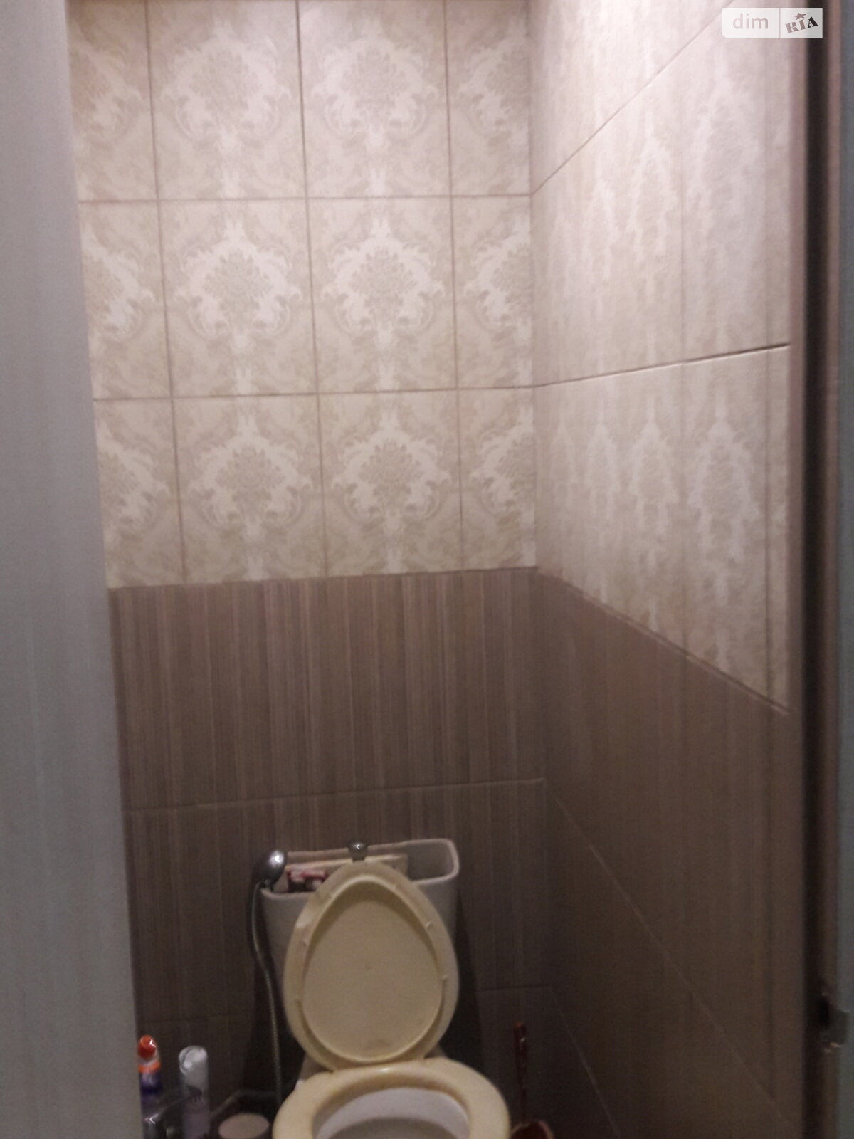 Продаж чотирикімнатної квартири в Кам'янському, на просп. Аношкіна 16, кв. 16, район Заводський фото 1