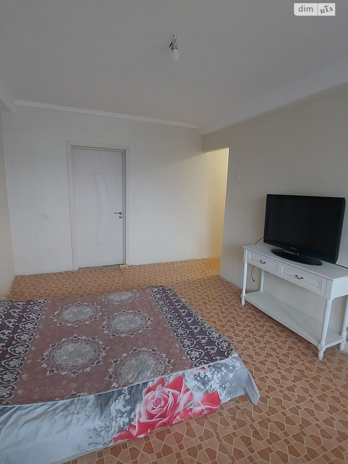 Продаж чотирикімнатної квартири в Кам'янському, на вул. Хмельницького 19, район Заводський фото 1