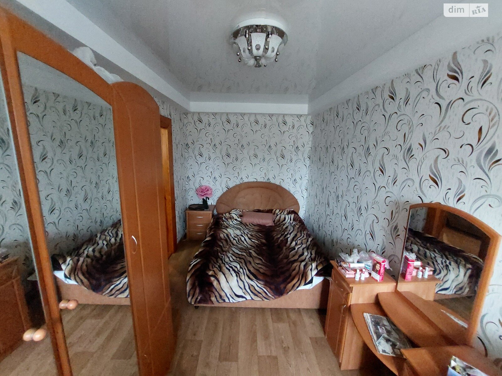 Продаж трикімнатної квартири в Кам'янському, на вул. Михайла Грушевського 14А, район Заводський фото 1 Продаж трикімнатної квартири в Кам'янському, на вул. Михайла Грушевського 14А, район Заводський фото 1