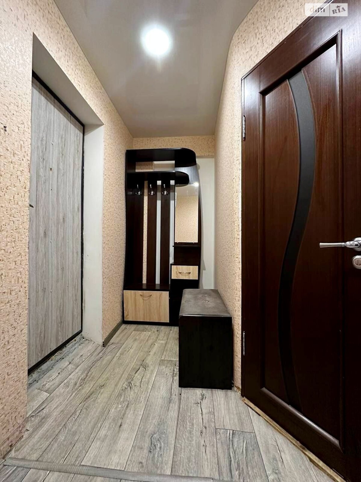 Продаж однокімнатної квартири в Кам'янському, на вул. Ніколенка, район Заводський фото 1 Продаж однокімнатної квартири в Кам'янському, на вул. Ніколенка, район Заводський фото 1