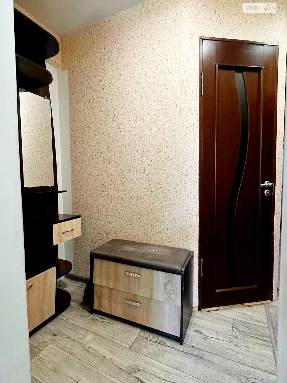 Продаж однокімнатної квартири в Кам'янському, на вул. Ніколенка, район Заводський фото 1 Продаж однокімнатної квартири в Кам'янському, на вул. Ніколенка, район Заводський фото 1