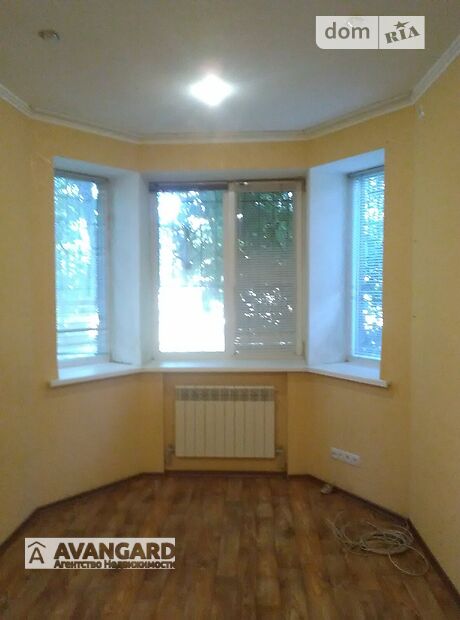 Продажа трехкомнатной квартиры в Каменском, на ул. Республиканская 18 район Заводской фото 1 Продажа трехкомнатной квартиры в Каменском, на ул. Республиканская 18 район Заводской фото 1