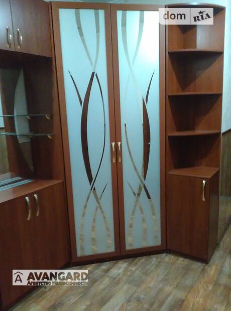 Продажа трехкомнатной квартиры в Каменском, на ул. Республиканская 18 район Заводской фото 1 Продажа трехкомнатной квартиры в Каменском, на ул. Республиканская 18 район Заводской фото 1