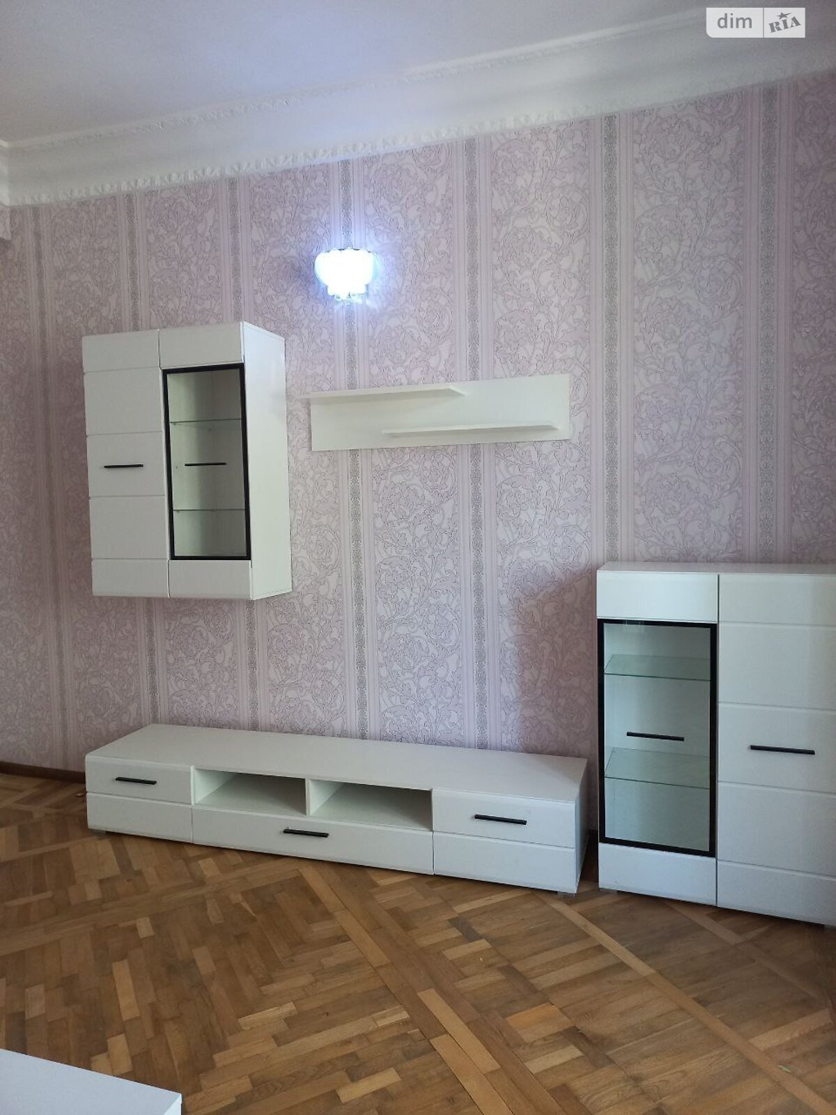 Продажа двухкомнатной квартиры в Каменском, на ул. Романовой Галины, район Заводской фото 1 Продажа двухкомнатной квартиры в Каменском, на ул. Романовой Галины, район Заводской фото 1