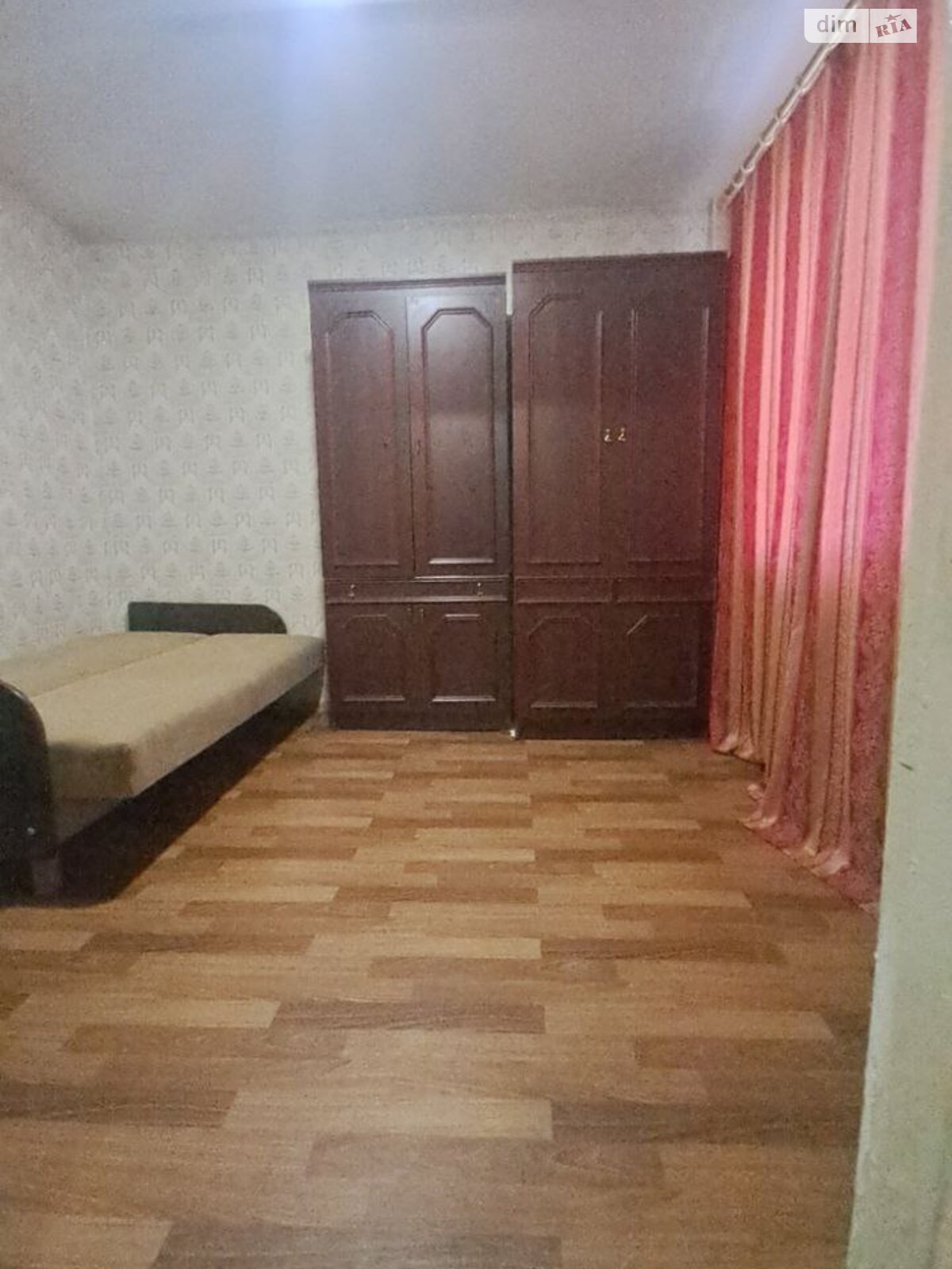 Продаж двокімнатної квартири в Кам'янському, на вул. Сергія Слисаренка, район Заводський фото 1