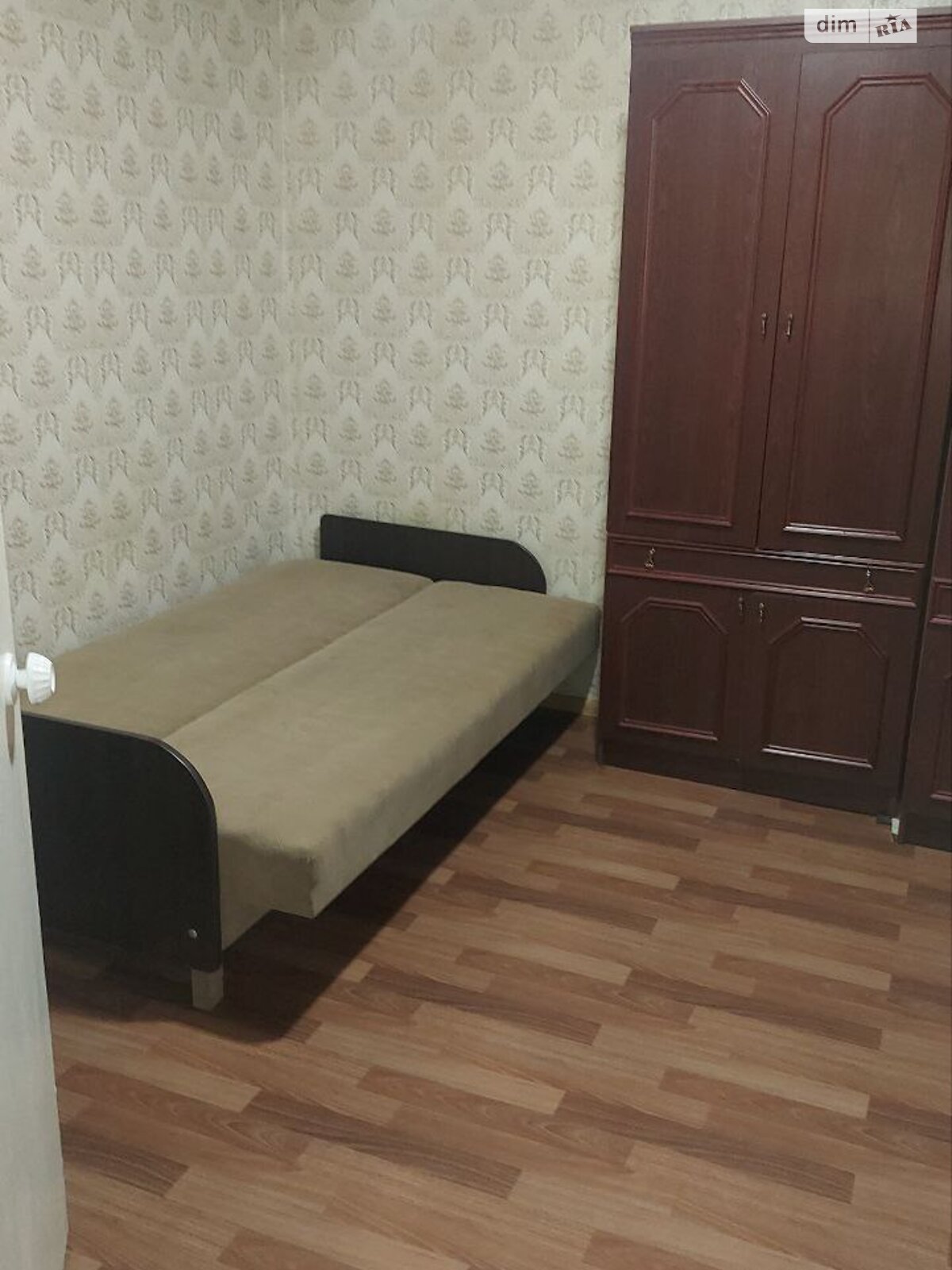 Продаж двокімнатної квартири в Кам'янському, на вул. Сергія Слисаренка, район Заводський фото 1