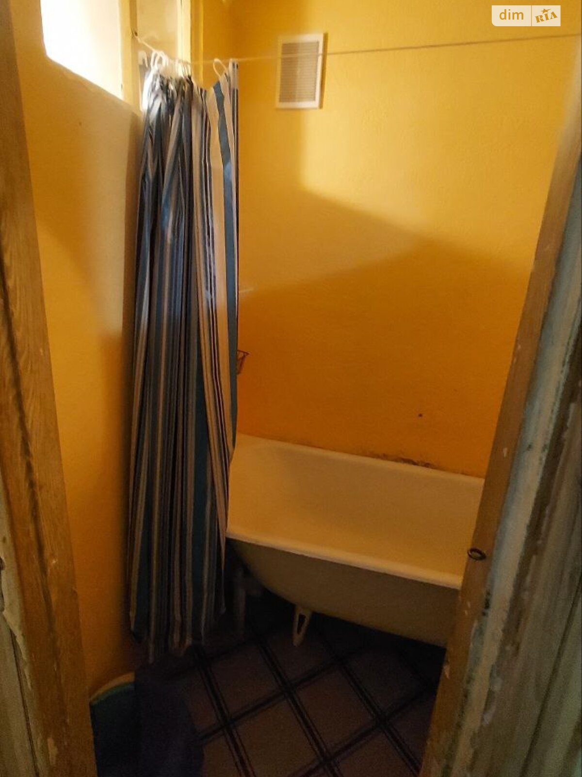 Продаж двокімнатної квартири в Кам'янському, на вул. Сергія Слисаренка, район Заводський фото 1