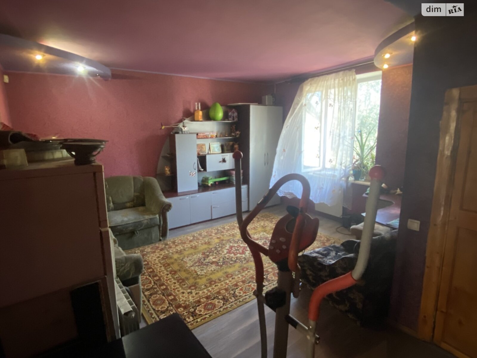 Продажа трехкомнатной квартиры в Каменском, на ул. Шепетова, район Заводской фото 1 Продажа трехкомнатной квартиры в Каменском, на ул. Шепетова, район Заводской фото 1