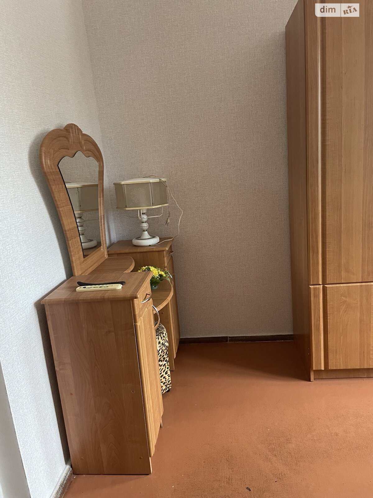 Продаж двокімнатної квартири в Комишувасі, на вул. Хмельницького Богдана 33, фото 1 Продаж двокімнатної квартири в Комишувасі, на вул. Хмельницького Богдана 33, фото 1