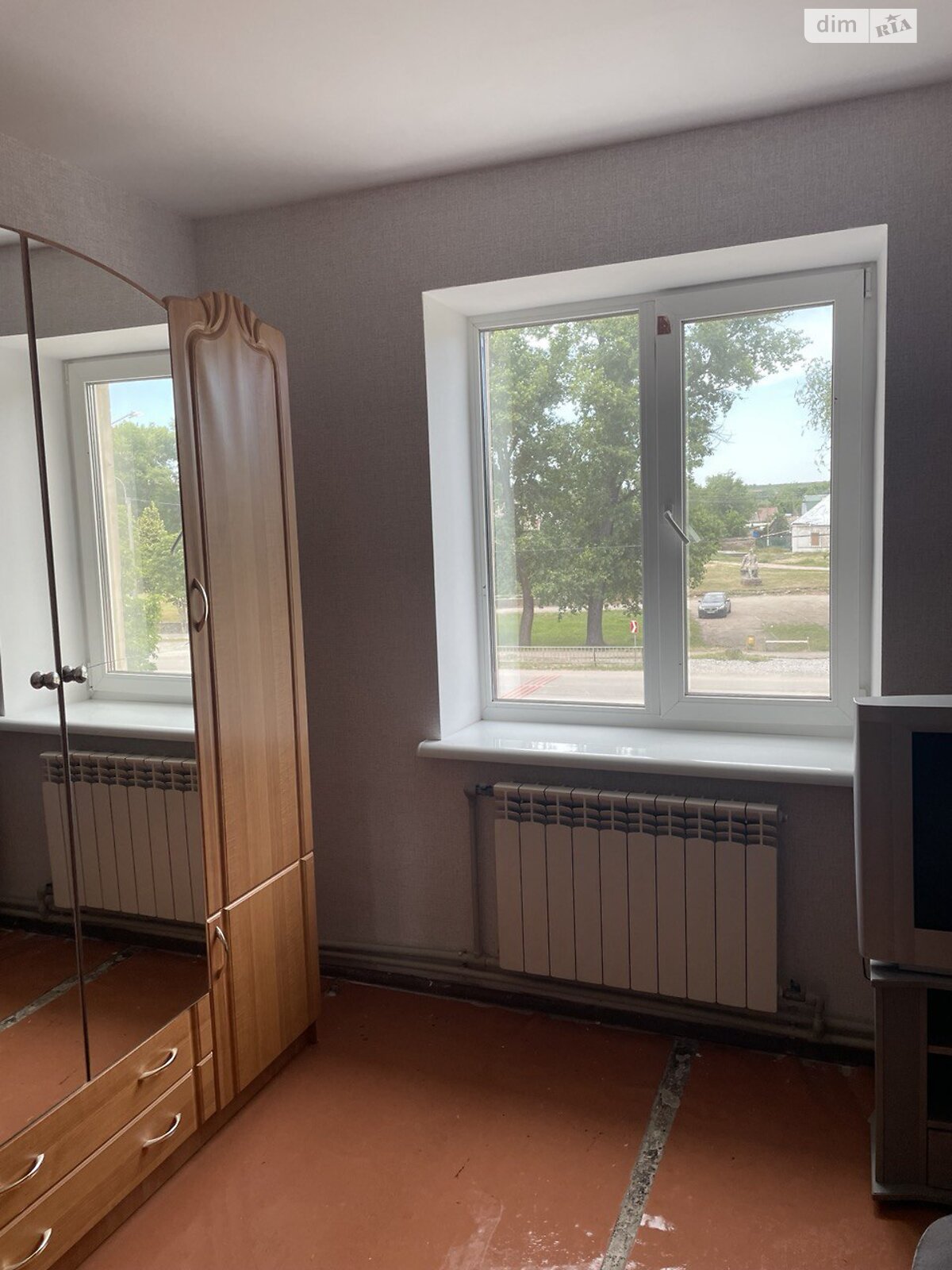Продаж двокімнатної квартири в Комишувасі, на вул. Хмельницького Богдана 33, фото 1 Продаж двокімнатної квартири в Комишувасі, на вул. Хмельницького Богдана 33, фото 1