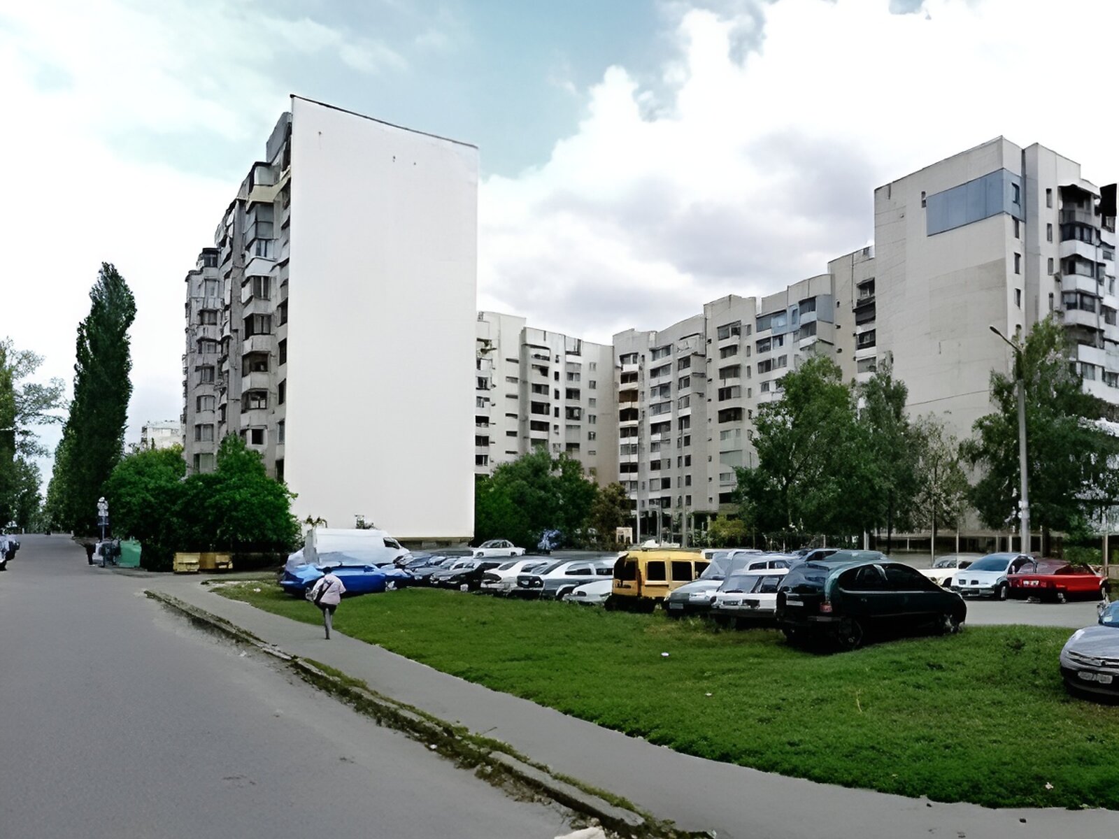 Продаж трикімнатної квартири в Києві, на вул. Академіка Доброхотова 15, район Академмістечко фото 1 Продаж трикімнатної квартири в Києві, на вул. Академіка Доброхотова 15, район Академмістечко фото 1