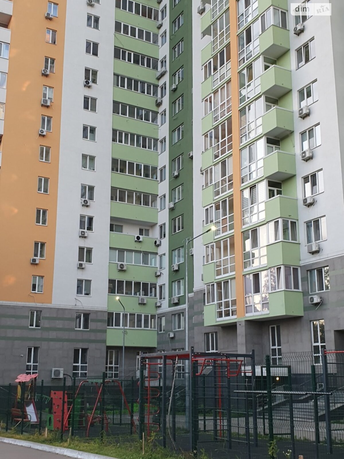 Продаж однокімнатної квартири в Києві, на бул. Академіка Вернадського 24, кв. 459, район Академмістечко фото 1 Продаж однокімнатної квартири в Києві, на бул. Академіка Вернадського 24, кв. 459, район Академмістечко фото 1