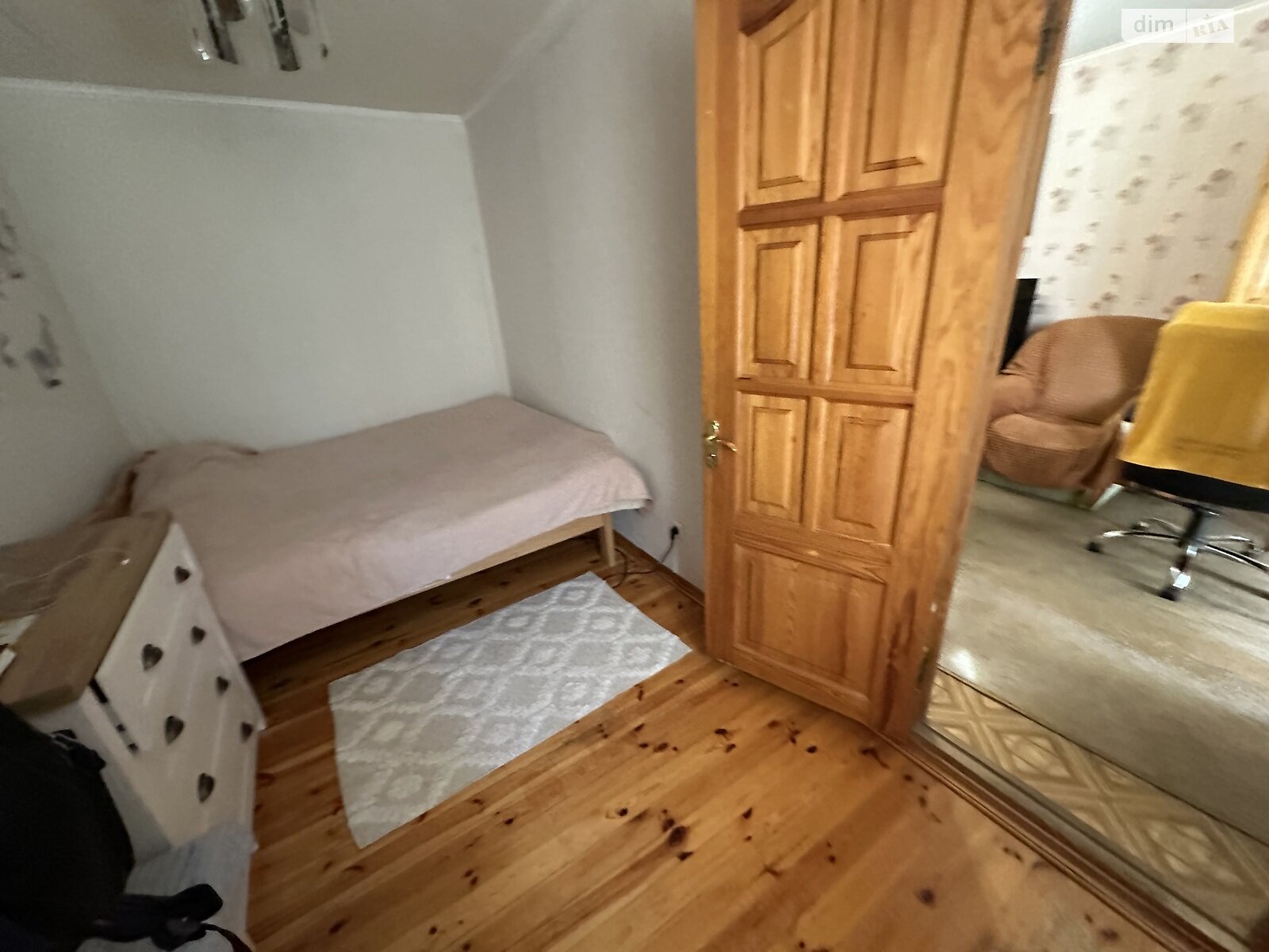 Продажа трехкомнатной квартиры в Киеве, на просп. Берестейский 106/2, район Академгородок фото 1