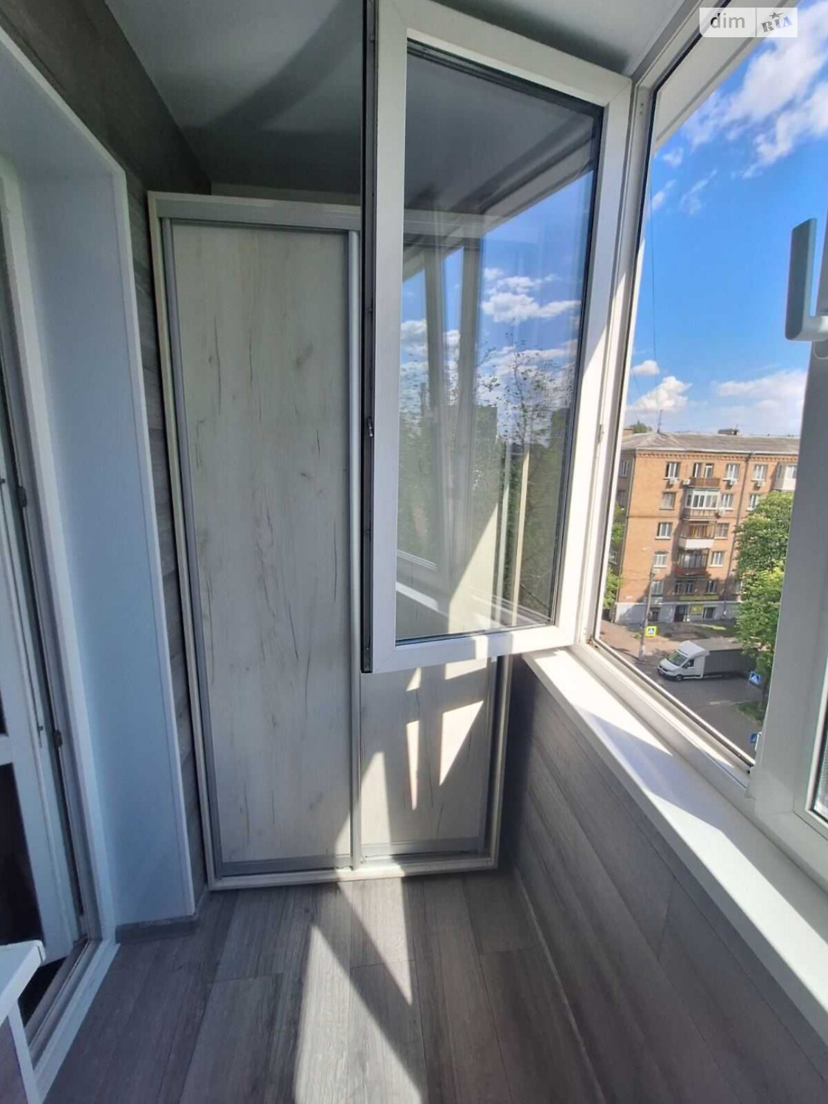 Продаж однокімнатної квартири в Києві, на вул. Депутатська 6, район Академмістечко фото 1 Продаж однокімнатної квартири в Києві, на вул. Депутатська 6, район Академмістечко фото 1