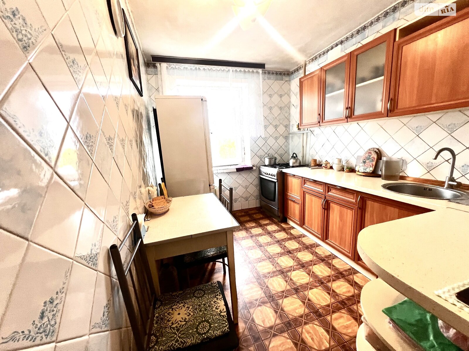 Продажа трехкомнатной квартиры в Киеве, на ул. Депутатская 6, район Академгородок фото 1