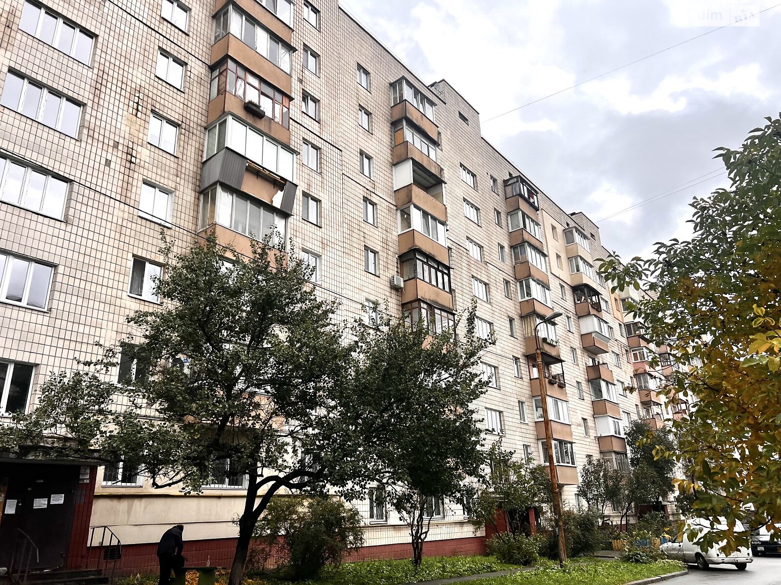 Продажа трехкомнатной квартиры в Киеве, на ул. Депутатская 6, район Академгородок фото 1