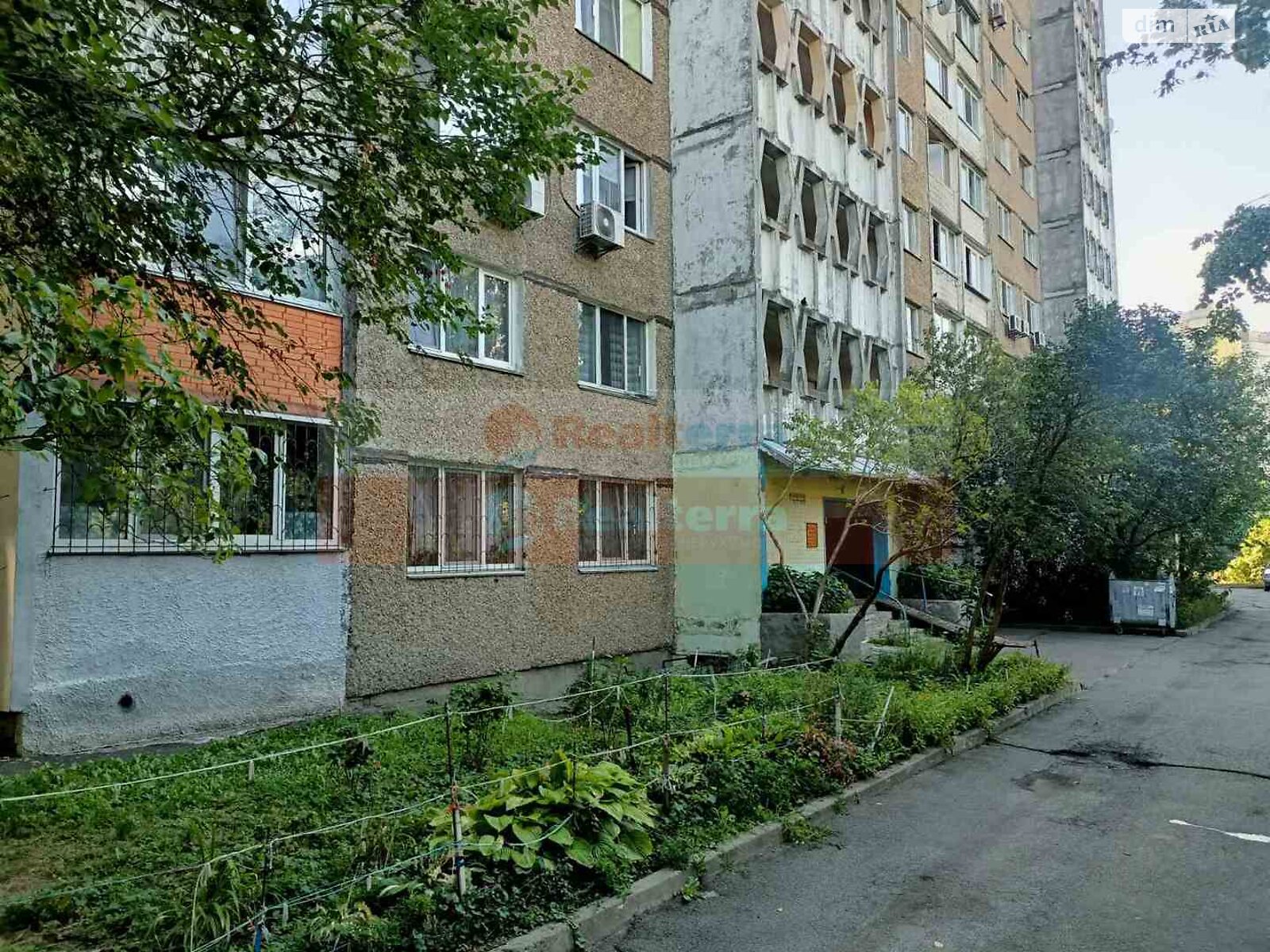 Продажа трехкомнатной квартиры в Киеве, на ул. Ирпенская 2, район Академгородок фото 1