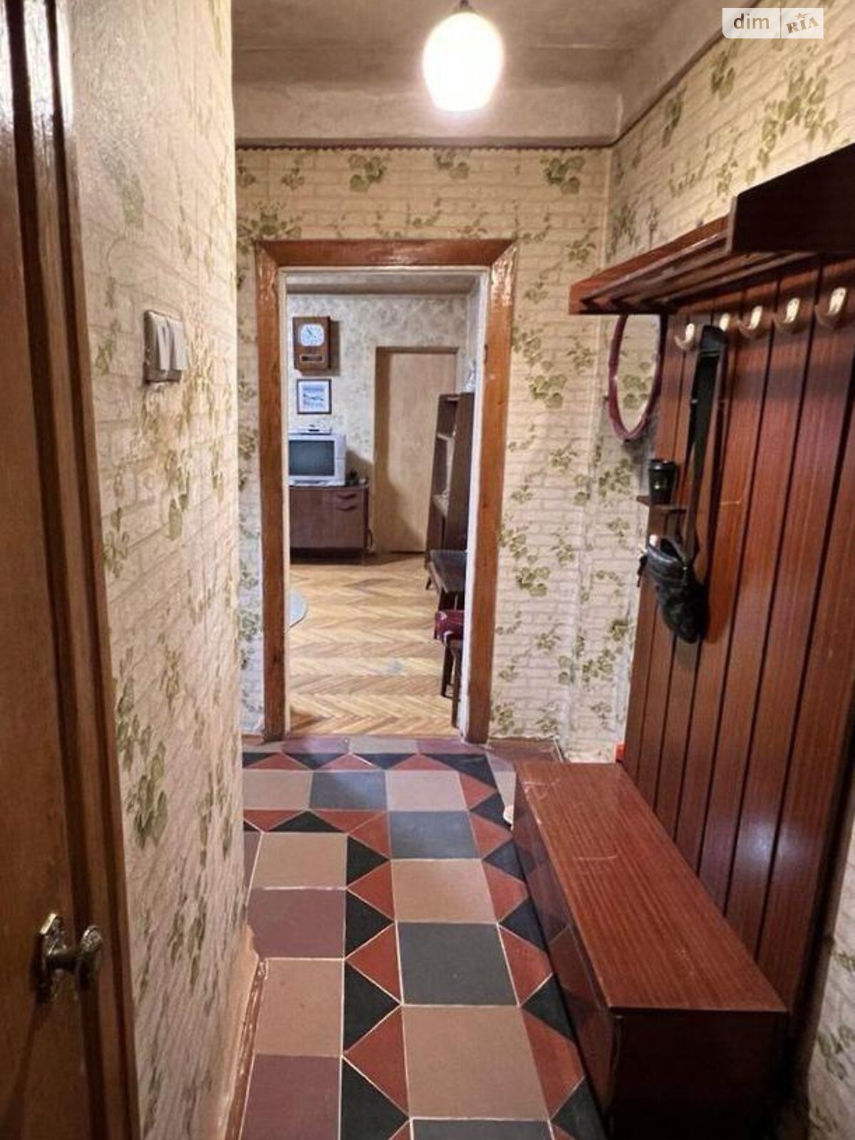 Продажа трехкомнатной квартиры в Киеве, на ул. Львовская 51, район Академгородок фото 1 Продажа трехкомнатной квартиры в Киеве, на ул. Львовская 51, район Академгородок фото 1