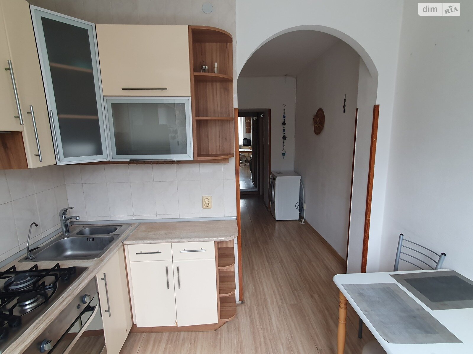 Продажа четырехкомнатной квартиры в Киеве, на ул. Мирослава Поповича 21, район Академгородок фото 1 Продажа четырехкомнатной квартиры в Киеве, на ул. Мирослава Поповича 21, район Академгородок фото 1