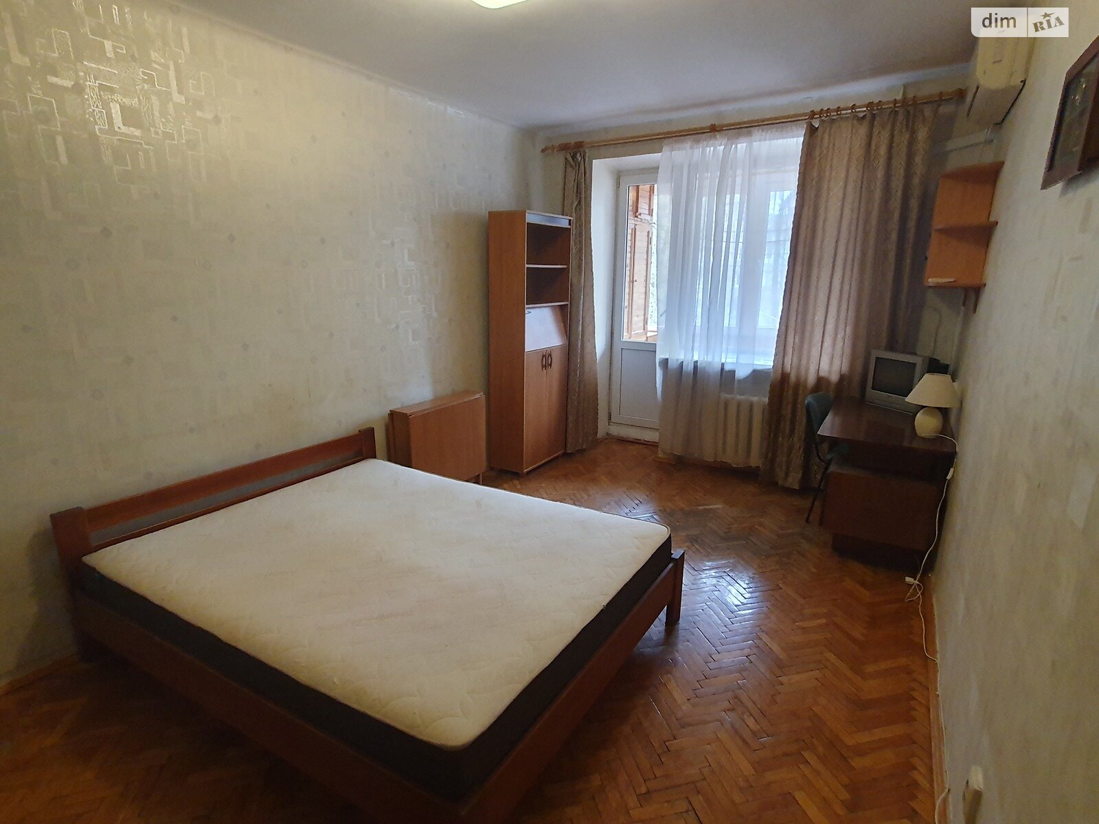 Продажа четырехкомнатной квартиры в Киеве, на ул. Мирослава Поповича 21, район Академгородок фото 1 Продажа четырехкомнатной квартиры в Киеве, на ул. Мирослава Поповича 21, район Академгородок фото 1