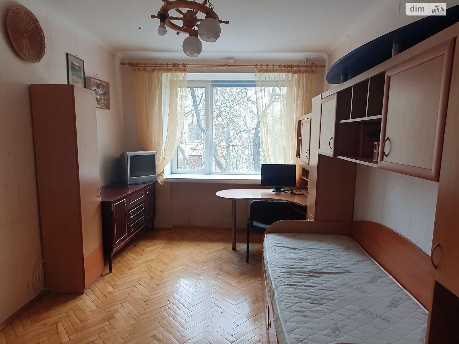 Продажа четырехкомнатной квартиры в Киеве, на ул. Мирослава Поповича 21, район Академгородок фото 1 Продажа четырехкомнатной квартиры в Киеве, на ул. Мирослава Поповича 21, район Академгородок фото 1