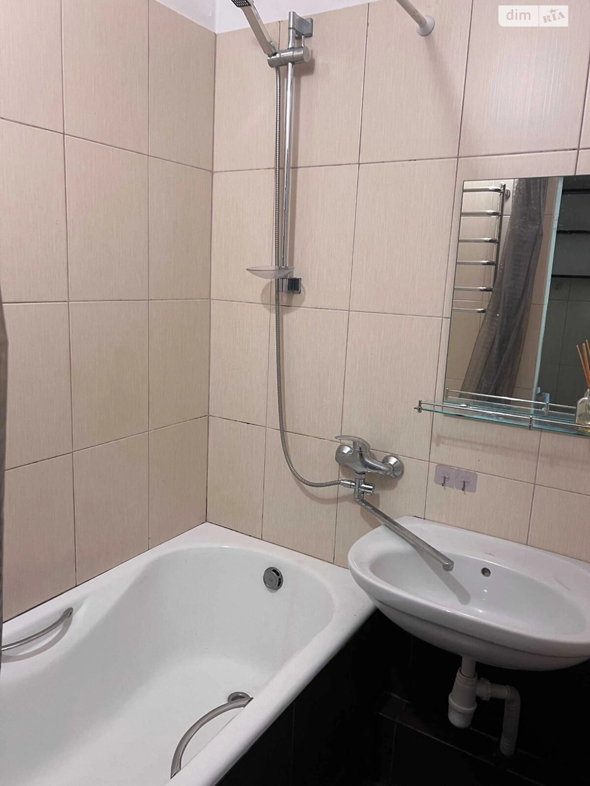 Продаж двокімнатної квартири в Києві, на вул. Гетьмана Кирила Розумовського 8, район Академмістечко фото 1 Продаж двокімнатної квартири в Києві, на вул. Гетьмана Кирила Розумовського 8, район Академмістечко фото 1