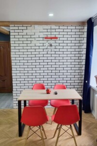 Продаж трикімнатної квартири в Києві, на вул. Гетьмана Кирила Розумовського 12А, район Академмістечко фото 2