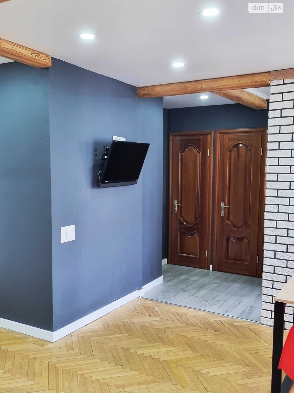 Продаж трикімнатної квартири в Києві, на вул. Гетьмана Кирила Розумовського 12А, район Академмістечко фото 1 Продаж трикімнатної квартири в Києві, на вул. Гетьмана Кирила Розумовського 12А, район Академмістечко фото 1