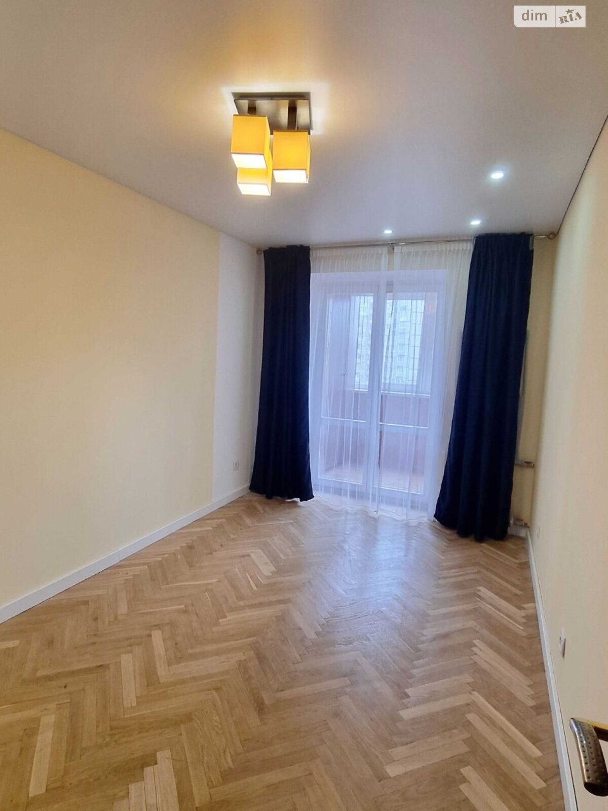 Продаж трикімнатної квартири в Києві, на вул. Гетьмана Кирила Розумовського 12А, район Академмістечко фото 1 Продаж трикімнатної квартири в Києві, на вул. Гетьмана Кирила Розумовського 12А, район Академмістечко фото 1