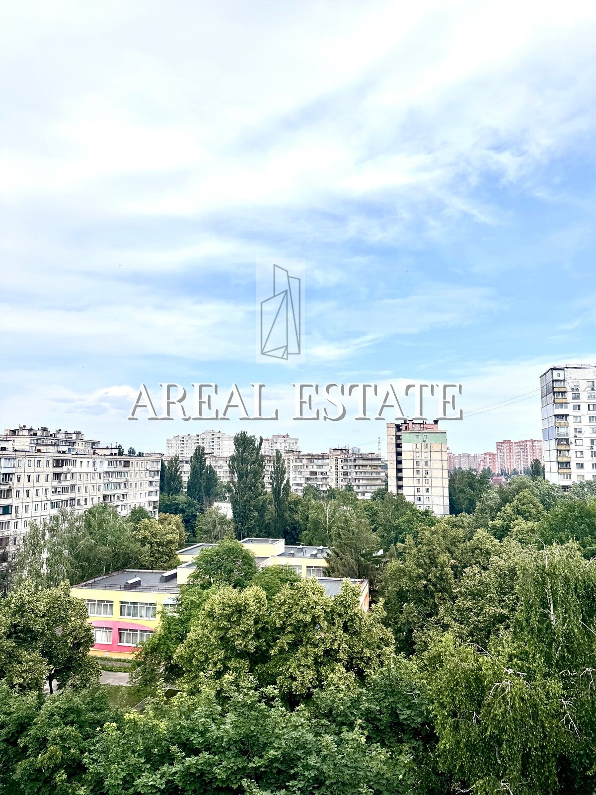 Продажа двухкомнатной квартиры в Киеве, на ул. Олега Мудрака 39, район Святошинский фото 1 Продажа двухкомнатной квартиры в Киеве, на ул. Олега Мудрака 39, район Святошинский фото 1