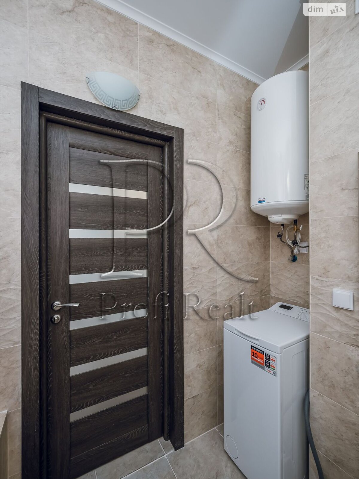 Продажа двухкомнатной квартиры в Киеве, на пер. Приборный 10В, район Академгородок фото 1 Продажа двухкомнатной квартиры в Киеве, на пер. Приборный 10В, район Академгородок фото 1