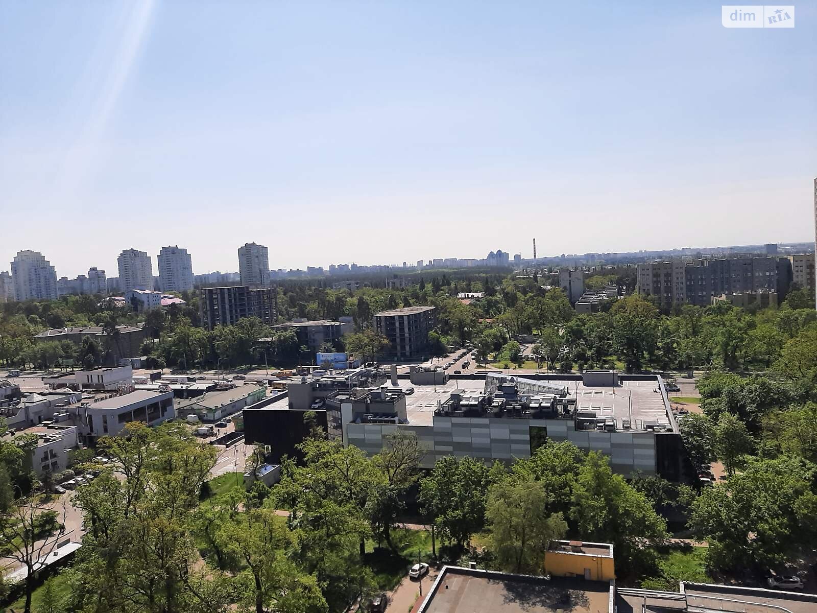 Продаж трикімнатної квартири в Києві, на пл. Святошинська 1, район Академмістечко фото 1 Продаж трикімнатної квартири в Києві, на пл. Святошинська 1, район Академмістечко фото 1