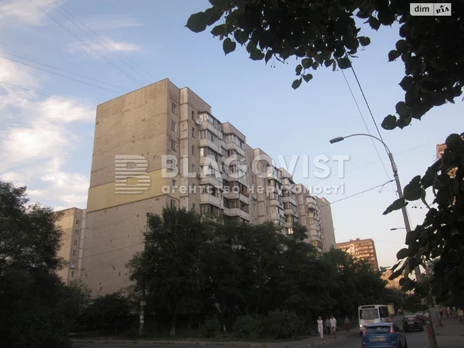 Продажа четырехкомнатной квартиры в Киеве, на ул. Василия Стуса 26, район Академгородок фото 1 Продажа четырехкомнатной квартиры в Киеве, на ул. Василия Стуса 26, район Академгородок фото 1
