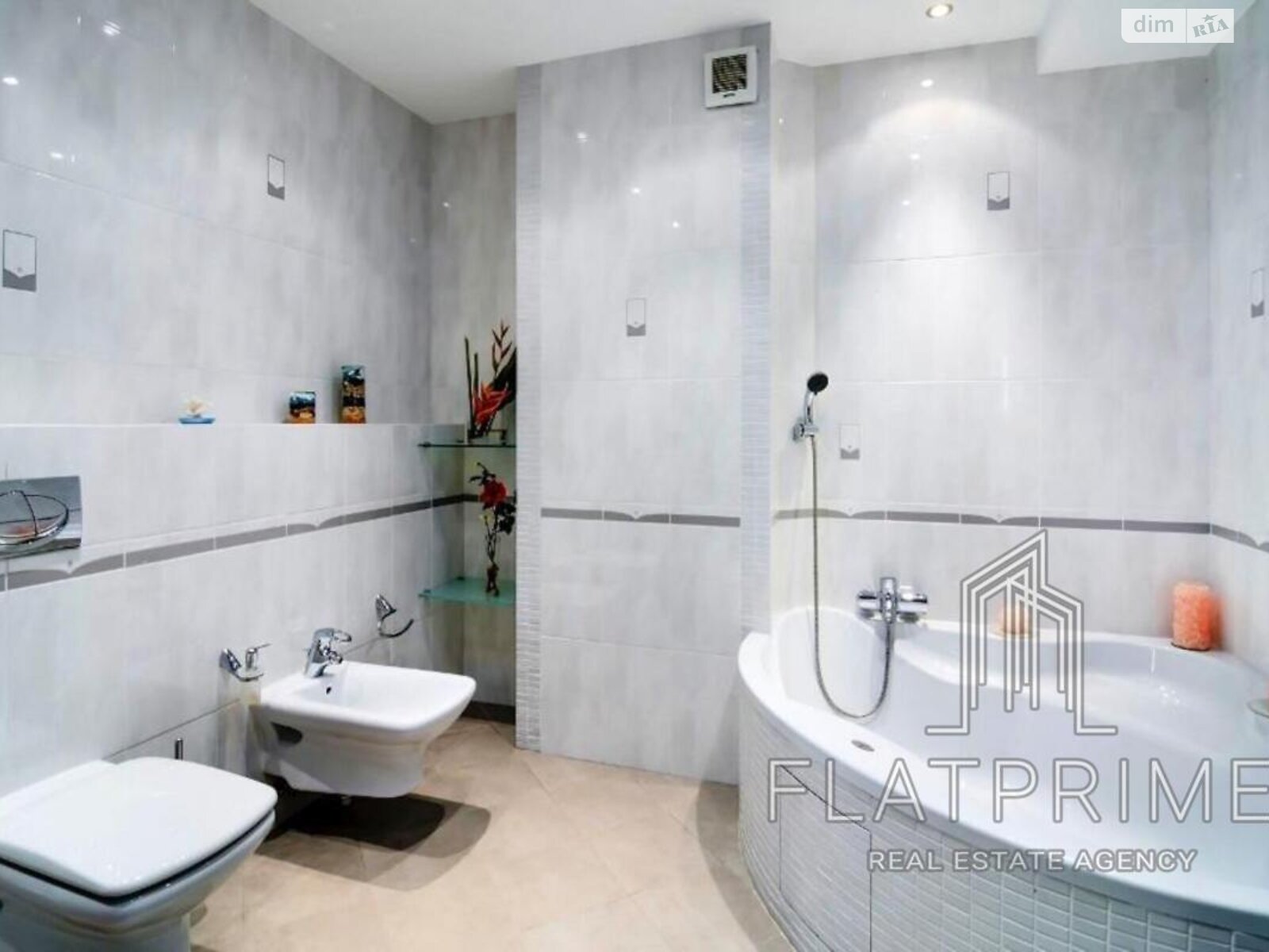 Продажа четырехкомнатной квартиры в Киеве, на ул. Академика Булаховского 5В, фото 1