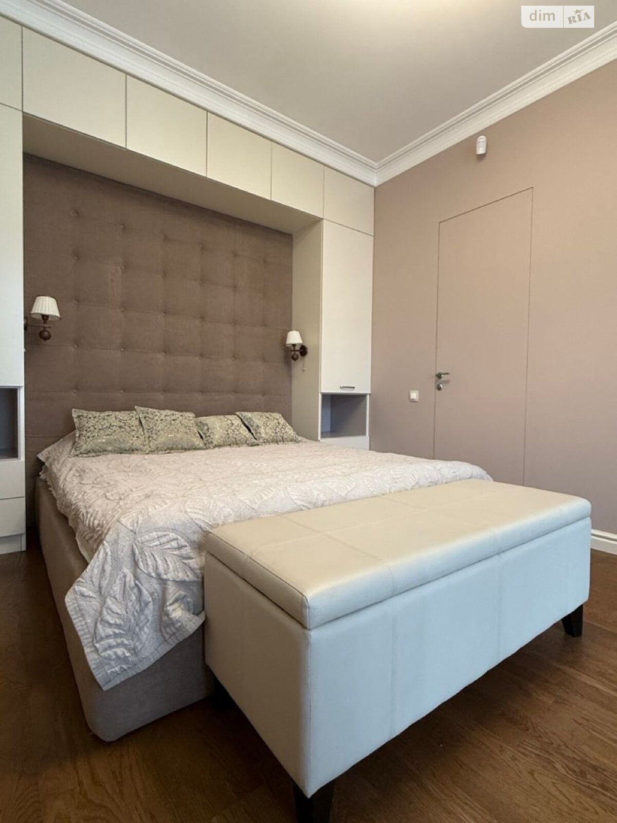 Продаж двокімнатної квартири в Києві, на вул. Академика Філатова 2/1, фото 1 Продаж двокімнатної квартири в Києві, на вул. Академика Філатова 2/1, фото 1