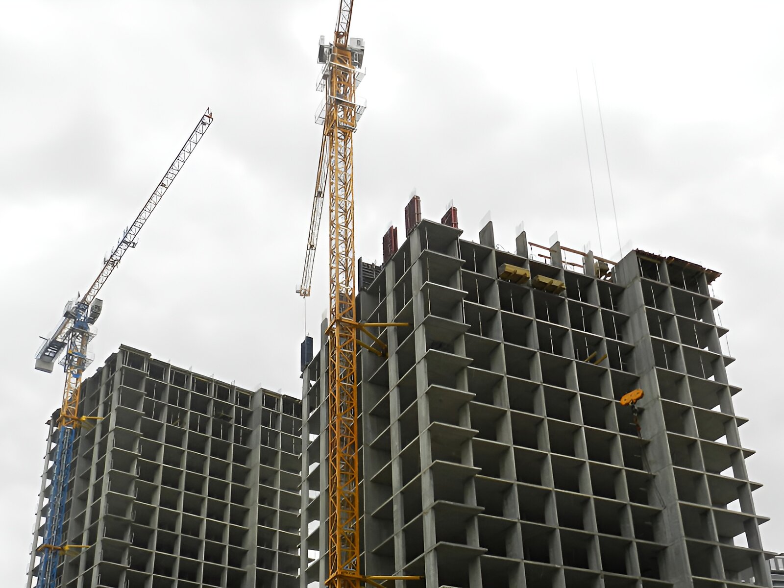 Продаж однокімнатної квартири в Києві, на просп. Академіка Глушкова 42, район Теремки-1 фото 1 Продаж однокімнатної квартири в Києві, на просп. Академіка Глушкова 42, район Теремки-1 фото 1