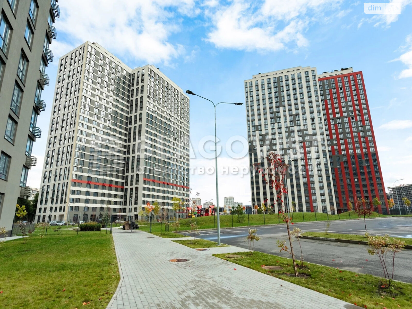 Продаж двокімнатної квартири в Києві, на вул. Олександра Олеся 8/17, фото 1 Продаж двокімнатної квартири в Києві, на вул. Олександра Олеся 8/17, фото 1