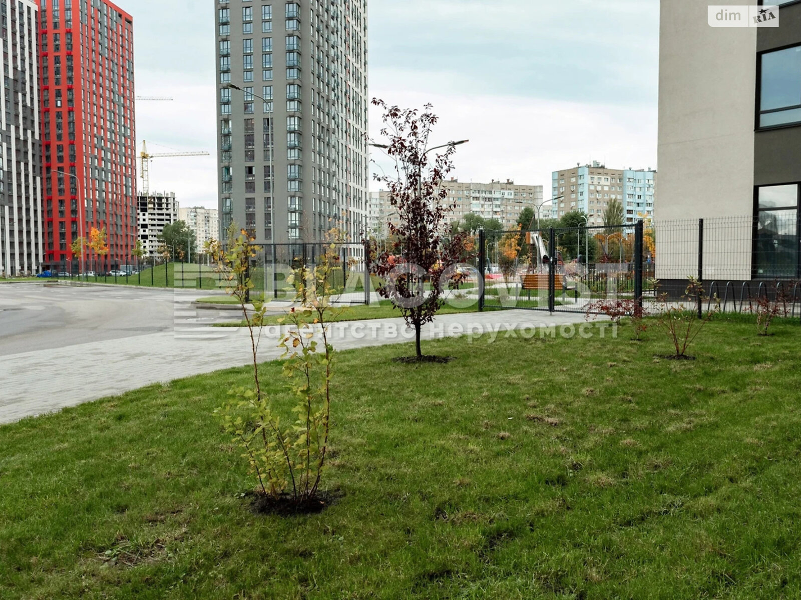 Продаж двокімнатної квартири в Києві, на вул. Олександра Олеся 8/17, фото 1 Продаж двокімнатної квартири в Києві, на вул. Олександра Олеся 8/17, фото 1