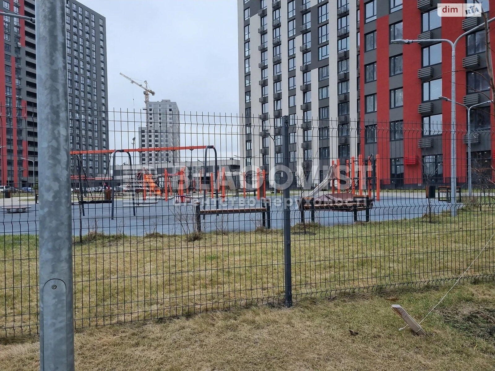 Продаж двокімнатної квартири в Києві, на вул. Олександра Олеся 8/17, фото 1 Продаж двокімнатної квартири в Києві, на вул. Олександра Олеся 8/17, фото 1