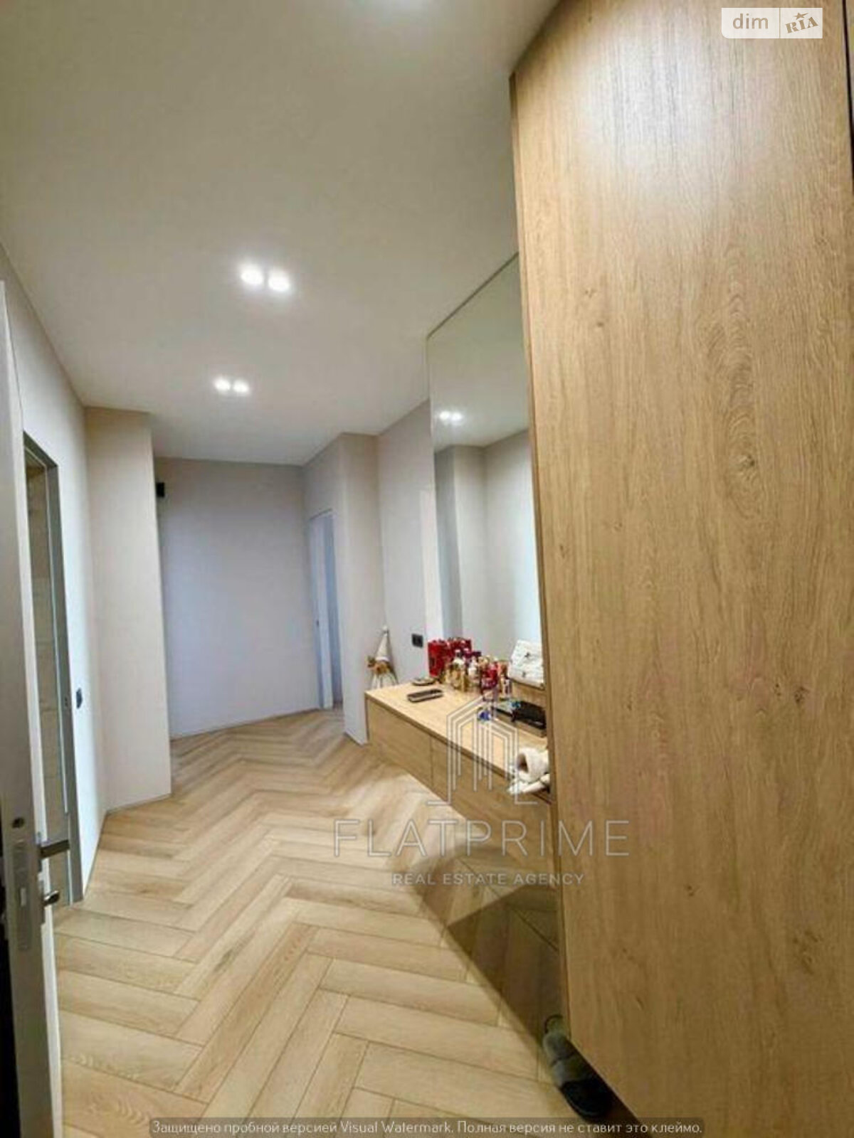 Продажа двухкомнатной квартиры в Киеве, на ул. Александра Олеся 4, фото 1