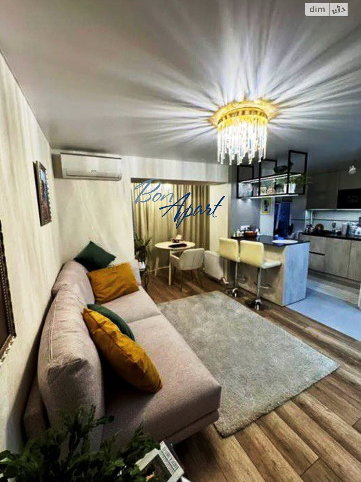 Продажа однокомнатной квартиры в Киеве, на ул. Братьев Зеровых 2А, район Александровская Слободка фото 1