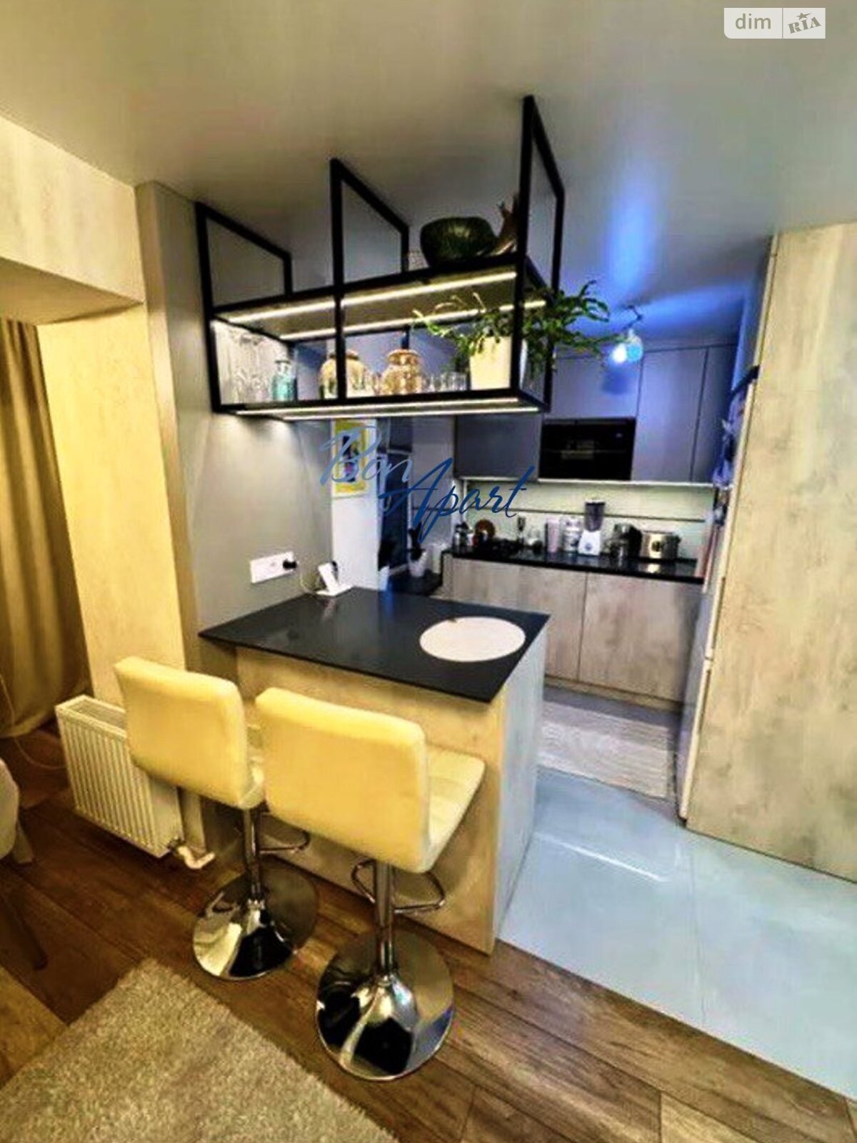 Продажа однокомнатной квартиры в Киеве, на ул. Братьев Зеровых 2А, район Александровская Слободка фото 1