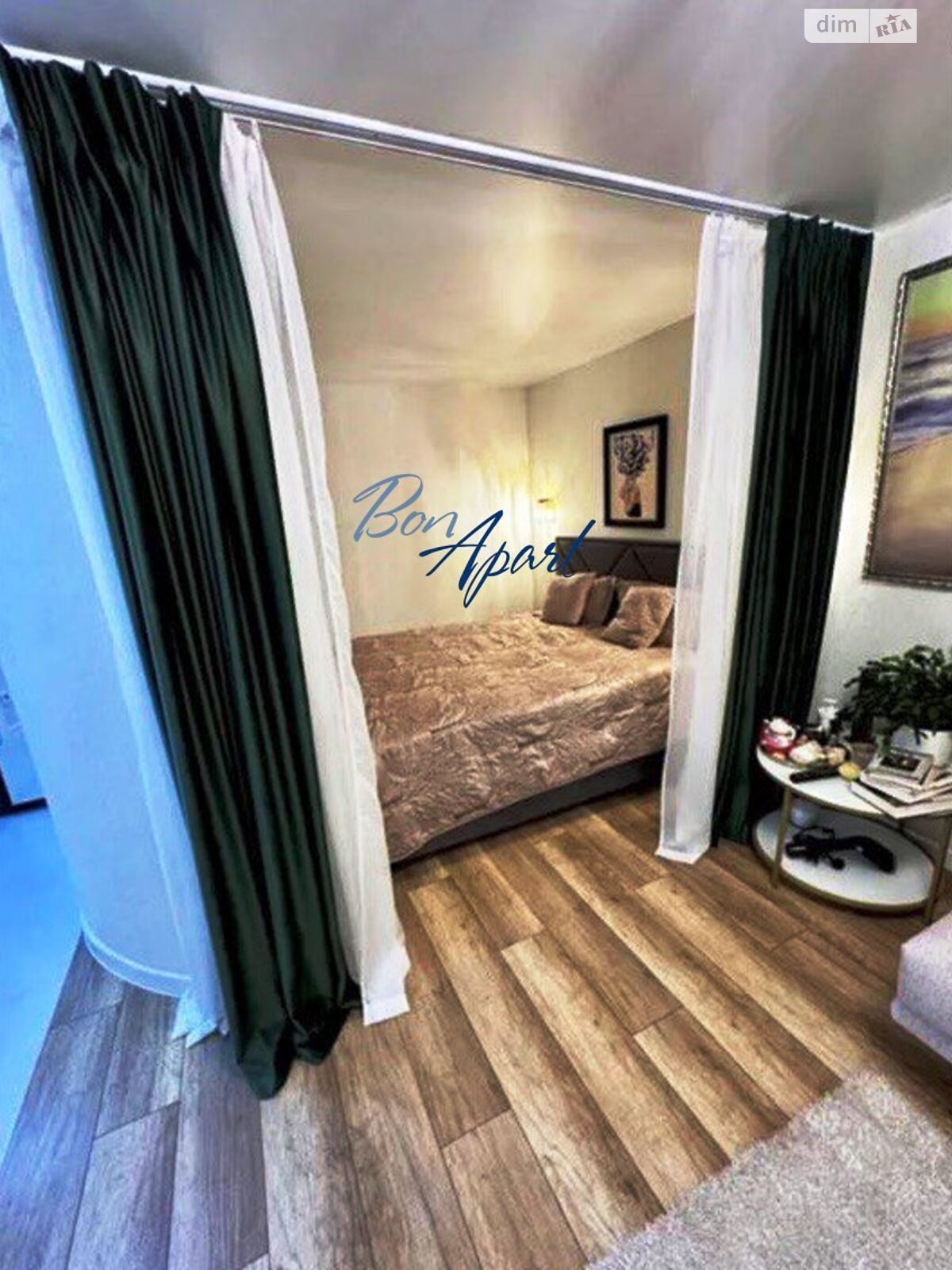 Продажа однокомнатной квартиры в Киеве, на ул. Братьев Зеровых 2А, район Александровская Слободка фото 1