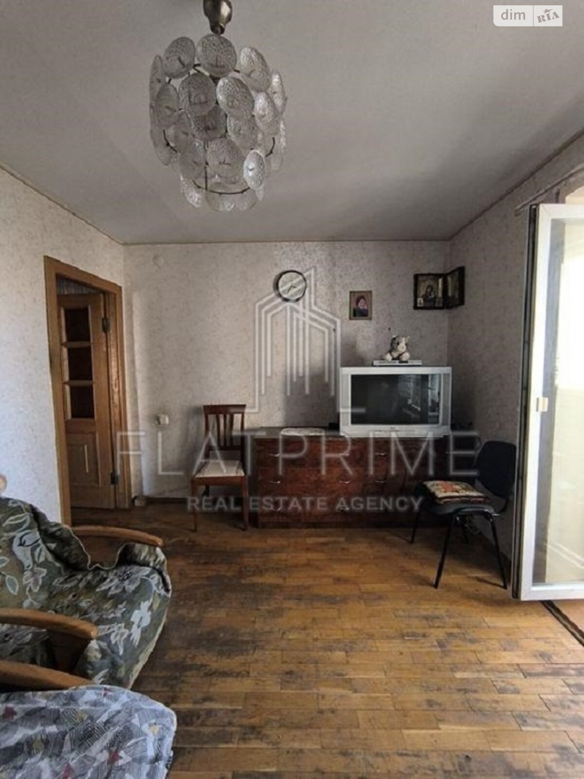 Продажа четырехкомнатной квартиры в Киеве, на ул. Дачная 53, район Александровская Слободка фото 1 Продажа четырехкомнатной квартиры в Киеве, на ул. Дачная 53, район Александровская Слободка фото 1