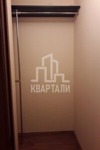 Продажа трехкомнатной квартиры в Киеве, на ул. Кадетский Гай 7, район Александровская Слободка фото 2